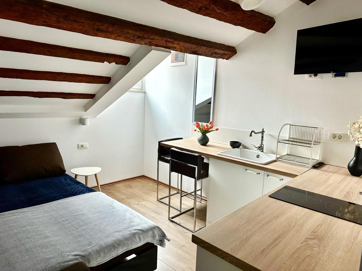 Romeo Apartments Rovigno מראה חיצוני תמונה