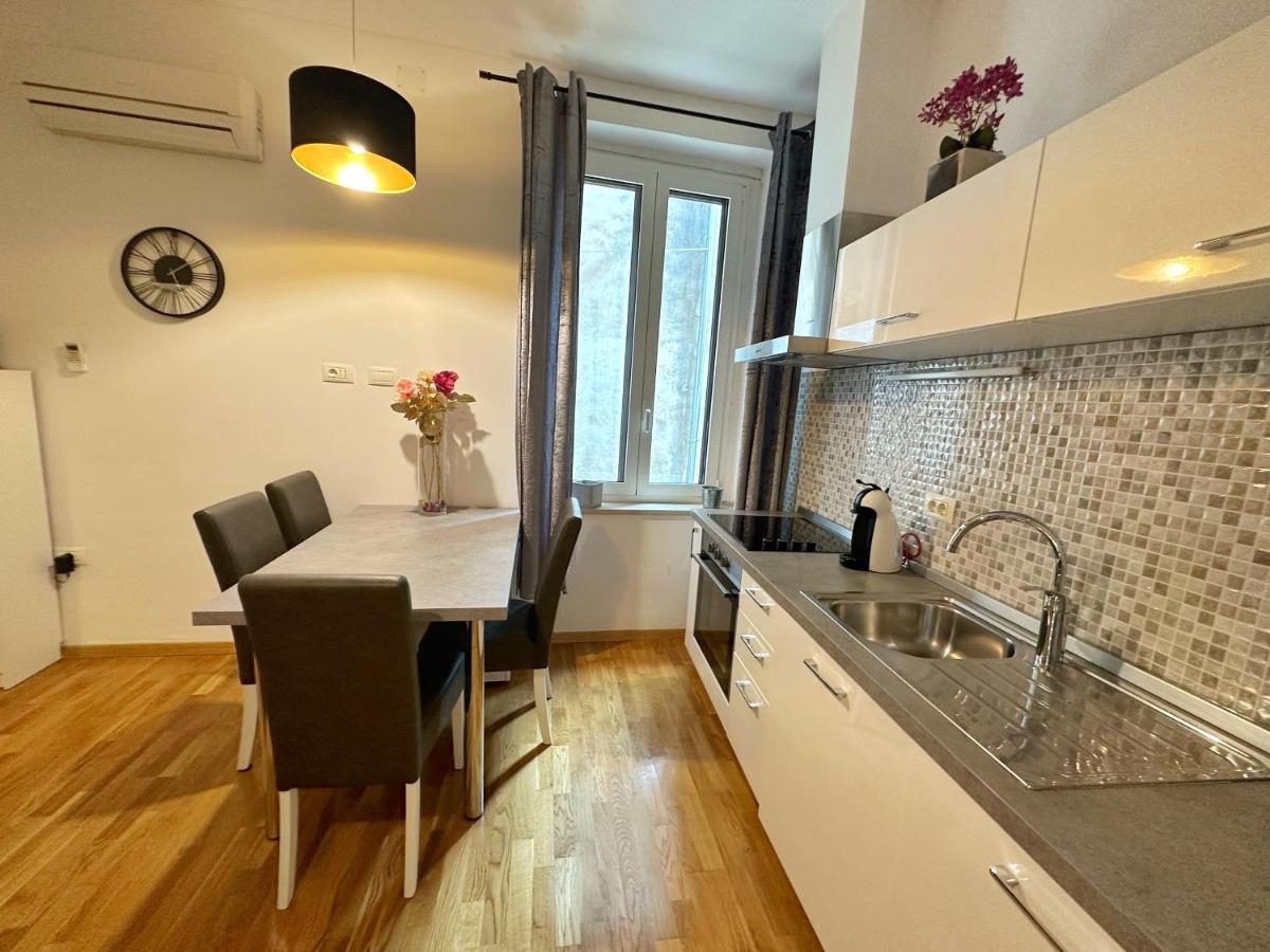Romeo Apartments Rovigno מראה חיצוני תמונה